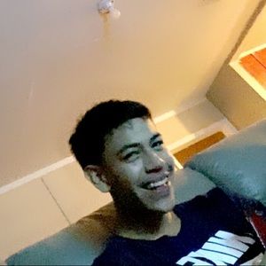 Meet your Posher, Adan